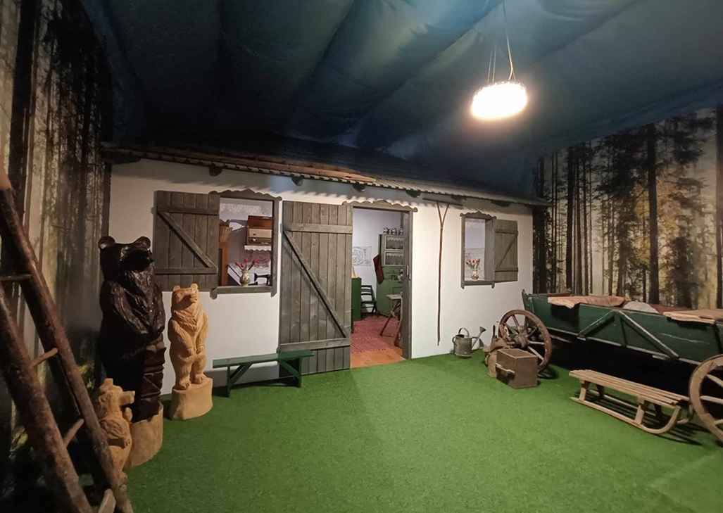 Cazare in Praid - OBIECTIV TURISTIC MAGIC SELFIE HOUSE - Praid Cazare in Praid - OBIECTIV TURISTIC MAGIC SELFIE HOUSE - Praid