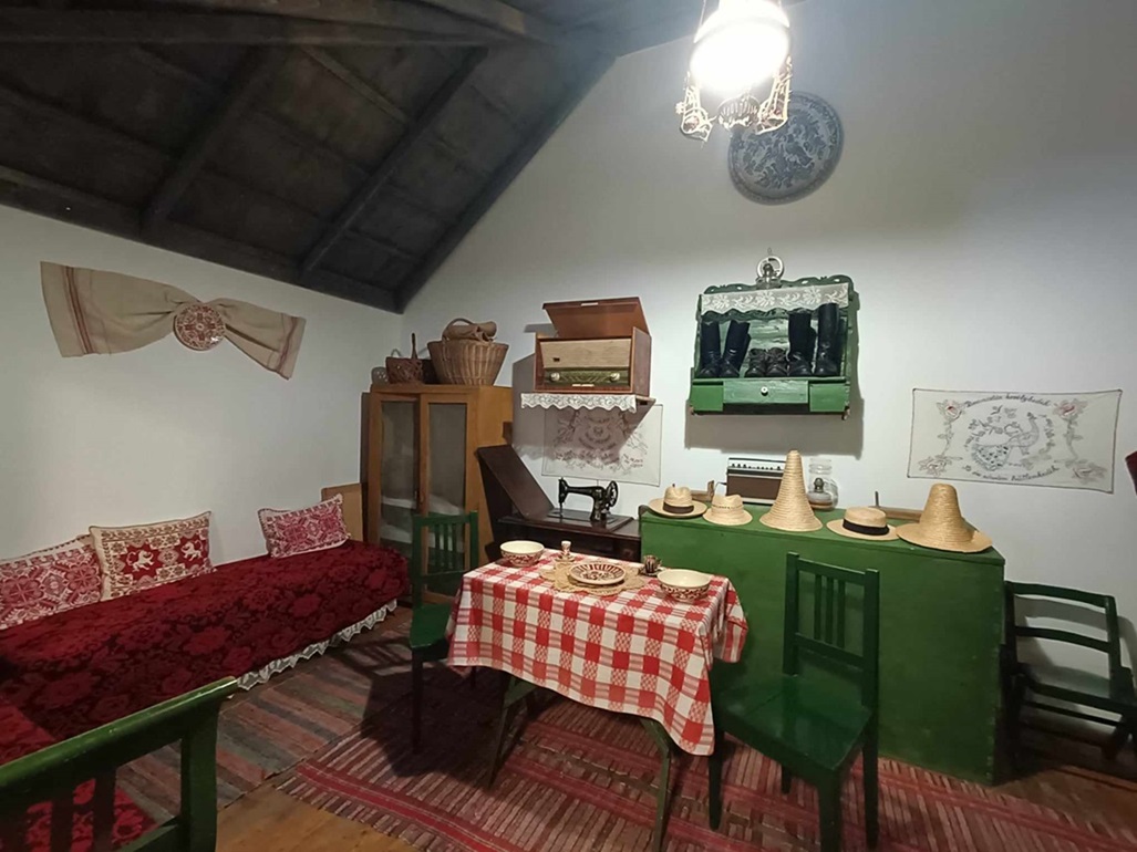 Cazare in Praid - OBIECTIV TURISTIC MAGIC SELFIE HOUSE - Praid Cazare in Praid - OBIECTIV TURISTIC MAGIC SELFIE HOUSE - Praid