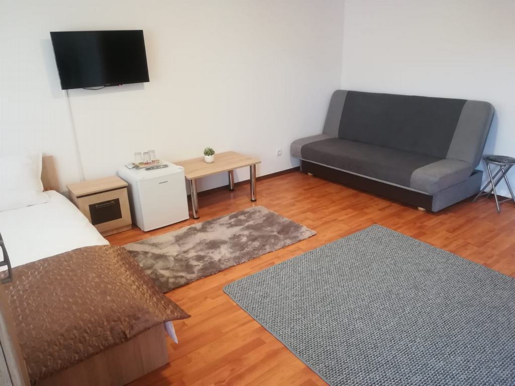 Cazare in Praid - CASA DANA - Arad Cazare in Praid - CASA DANA - Arad