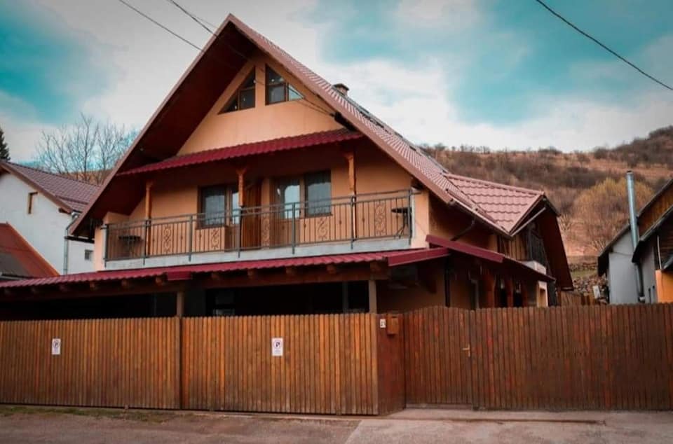 Cazare in Praid - CASA EMY - Praid Cazare in Praid - CASA EMY - Praid