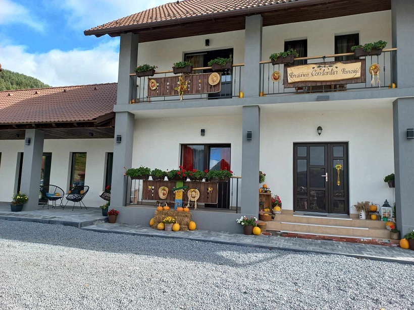 Cazare in Praid - PENSIUNEA CONSTANTIN - Praid Cazare in Praid - PENSIUNEA CONSTANTIN - Praid