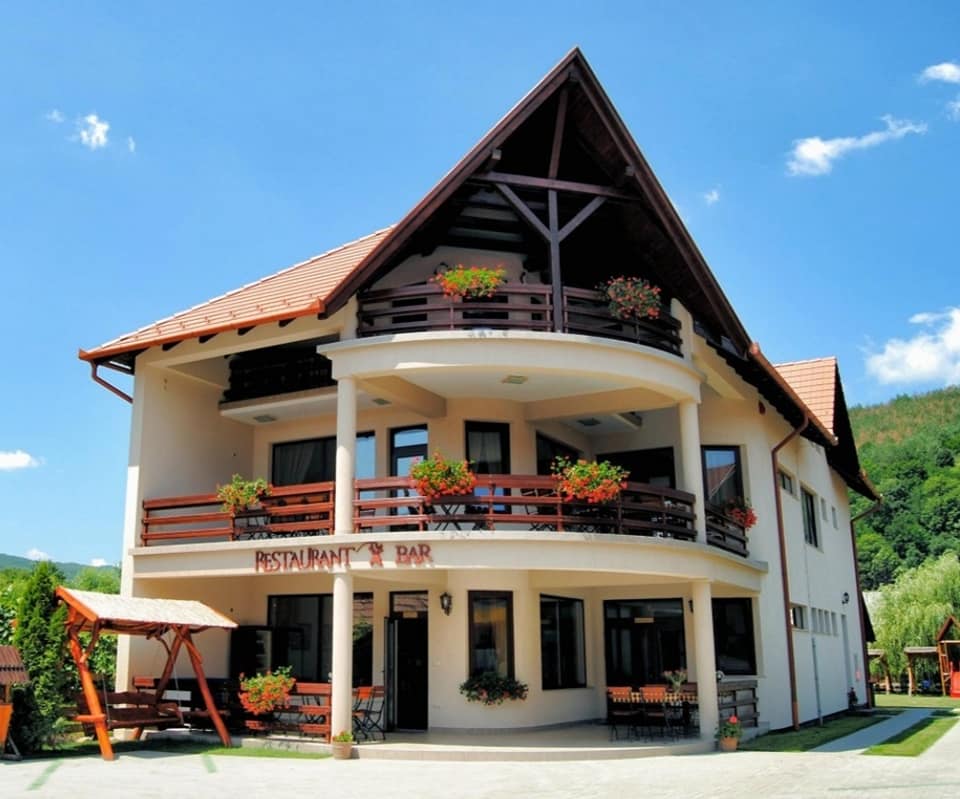 Cazare in Praid - PENSIUNEA CSATARI - Praid Cazare in Praid - PENSIUNEA CSATARI - Praid