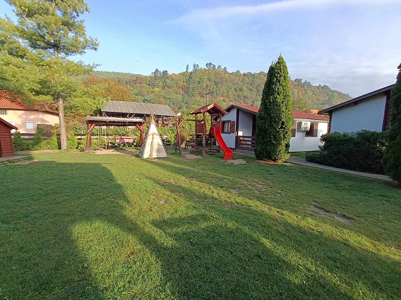 Cazare in Praid - PENSIUNEA CSATARI - Praid Cazare in Praid - PENSIUNEA CSATARI - Praid