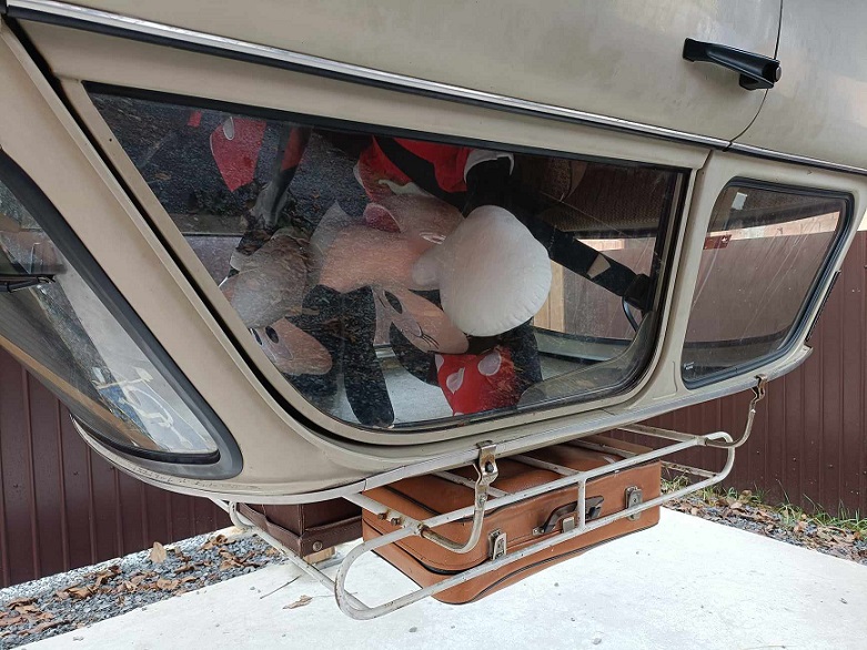 Cazare in Praid - OBIECTIV TURISTIC CASA RASTURNATA - Praid Cazare in Praid - OBIECTIV TURISTIC CASA RASTURNATA - Praid